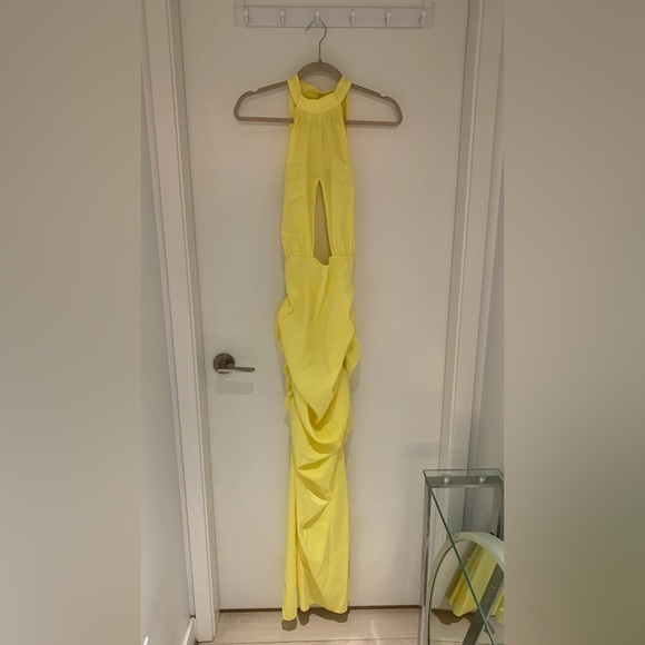 PrettyLittleThing Satin Yellow Dress - Picture 5 of 7